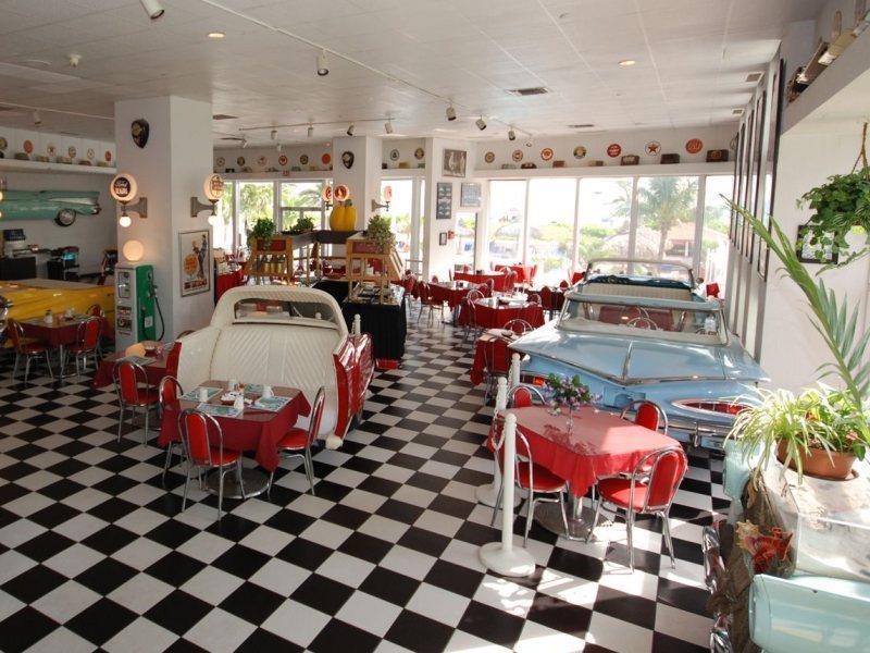 Howard Johnson Plaza Miami Beach North מראה חיצוני תמונה